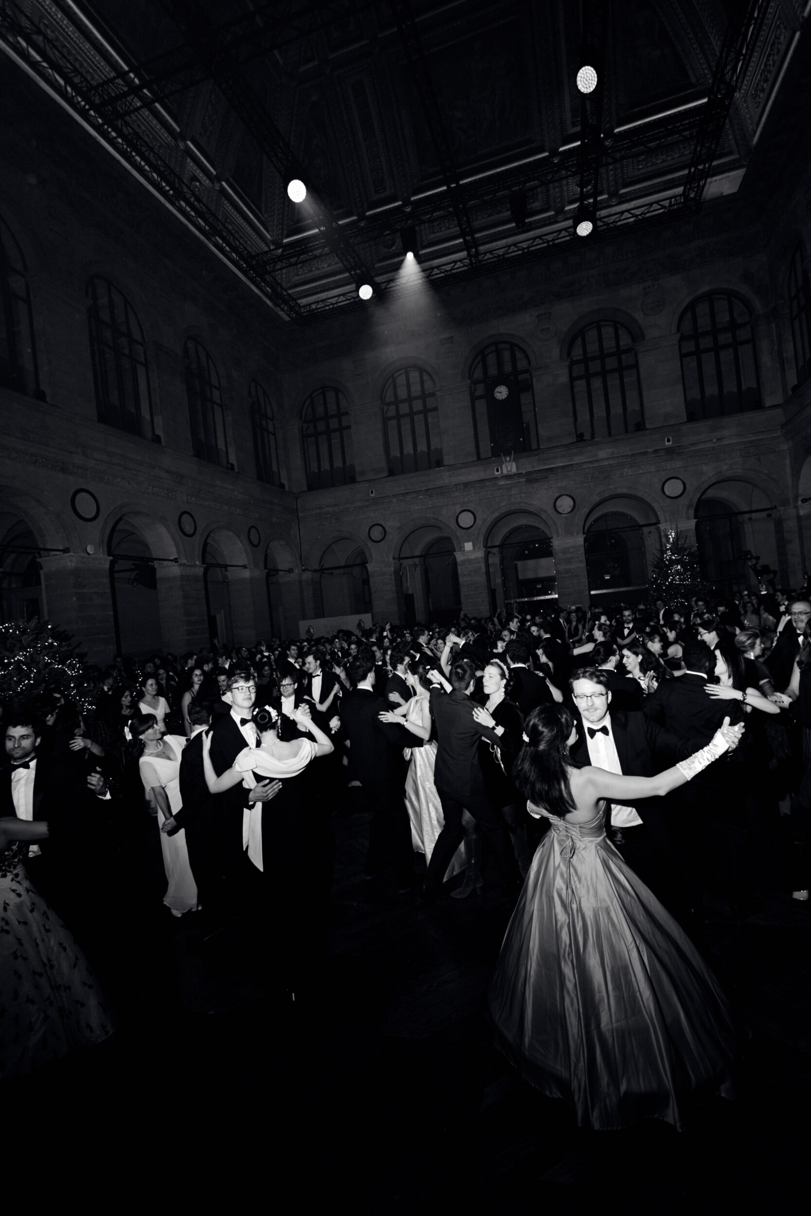 @studiopineau winter gala 184 scaled