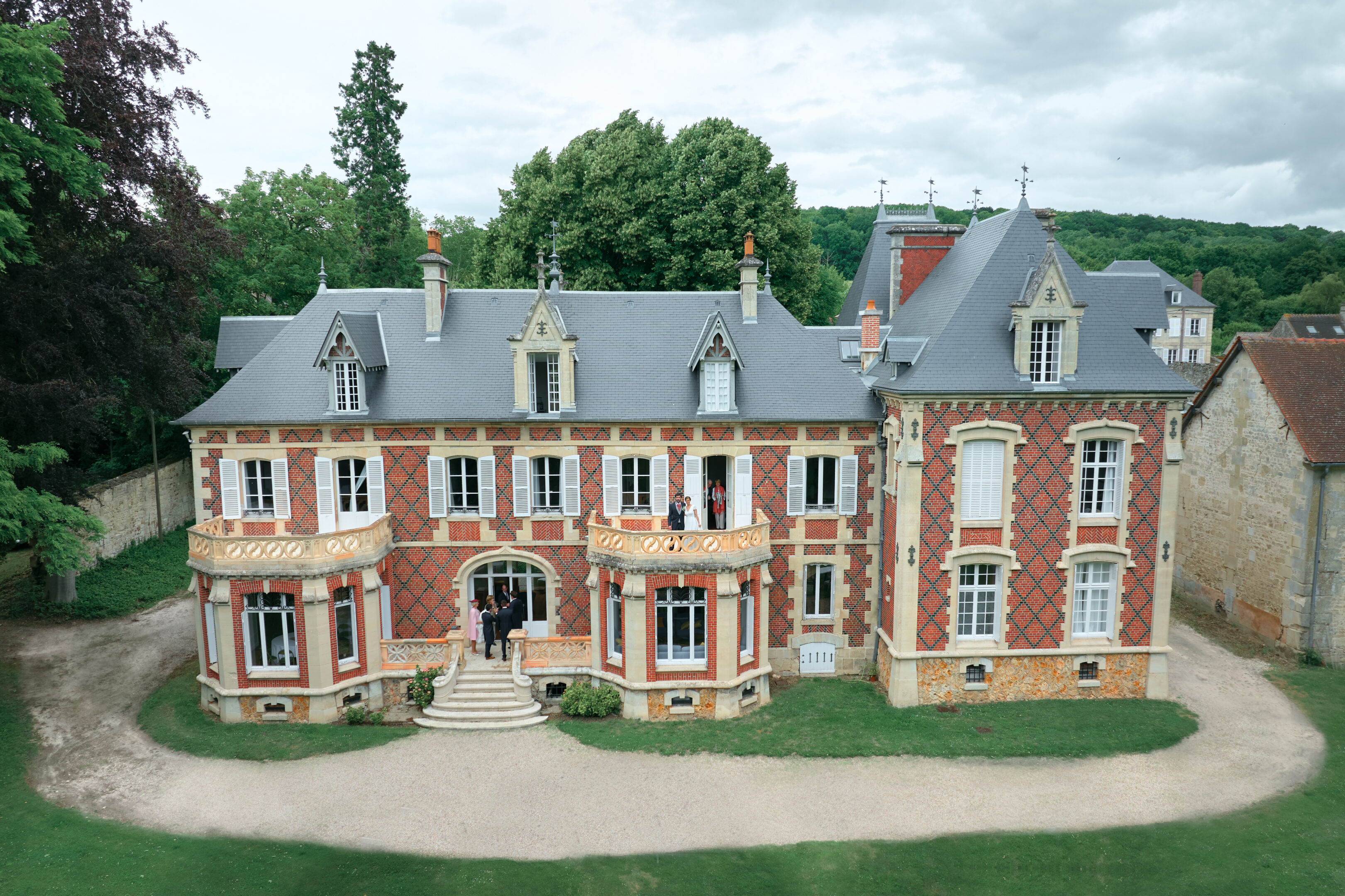 20260606 Mariage Tanguy Charlotte Couple 084